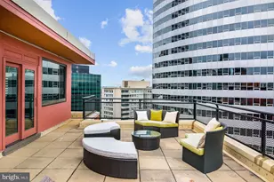 1121 Arlington Blvd, Arlington, VA 22209 - Photo 16