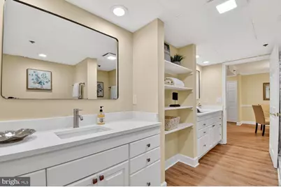 1276 N Wayne Street #621, Arlington, VA 22201 - Photo 14