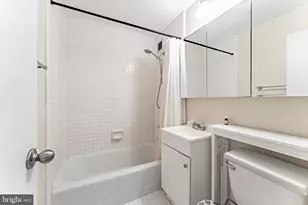 1111 Arlington Blvd, Arlington, VA 22209 - Photo 18