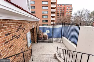1111 Arlington Blvd, Arlington, VA 22209 - Photo 8