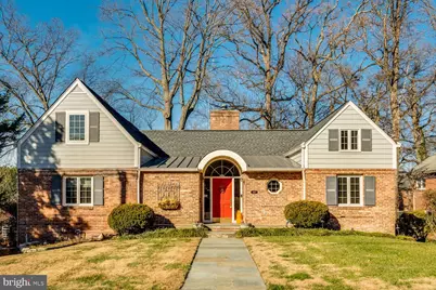 4827 27th Place N, Arlington, VA 22207 - Photo 1