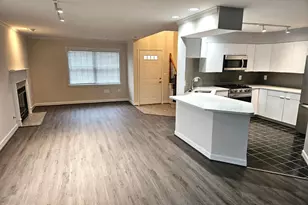 6908 Fairfax Dr, Arlington, VA 22213 - Photo 4