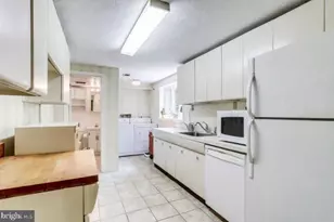 5885 9th Rd N, Arlington, VA 22205 - Photo 38