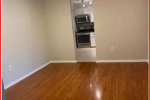 1300 Army Navy Dr, Arlington, VA 22202 - Photo 2