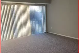 1300 Army Navy Dr, Arlington, VA 22202 - Photo 4