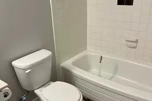 1300 Army Navy Dr, Arlington, VA 22202 - Photo 8