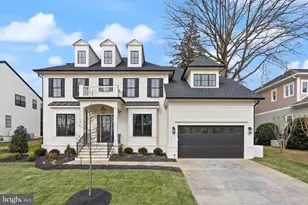 6613 31st St N, Arlington, VA 22213 - Photo 2