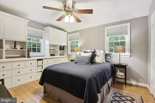 900 N Livingston Street N, Arlington, VA 22205 - Photo 18