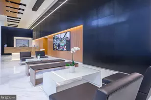 1800 N Lynn St, Arlington, VA 22209 - Photo 2