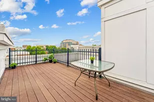 1418 N Rhodes St, Arlington, VA 22209 - Photo 22