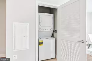 989 S Buchanan St, Arlington, VA 22204 - Photo 16