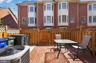 1113 N Stuart St, Arlington, VA 22201 - Photo 2