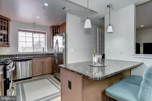 4151 S Four Mile Run Dr, Arlington, VA 22204 - Photo 10