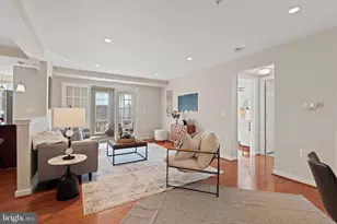 4065 S Four Mile Run Dr, Arlington, VA 22204 - Photo 4