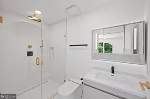 2321 N Richmond St, Arlington, VA 22207 - Photo 44