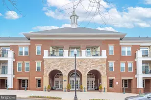 2055 26th St S, Arlington, VA 22206 - Photo 2