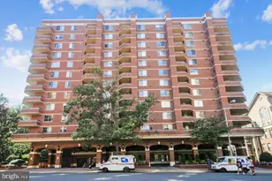 1276 N Wayne St, Arlington, VA 22201 - Photo 1