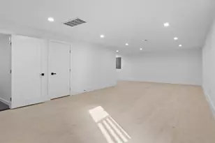 818 N Edgewood St, Arlington, VA 22201 - Photo 70