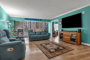 1300 Crystal Dr, Arlington, VA 22202 - Photo 10