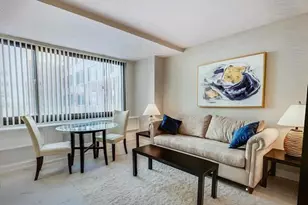 1021 Arlington Blvd, Arlington, VA 22209 - Photo 4