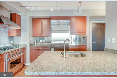 1111 19th Street N #2703, Arlington, VA 22209 - Photo 10