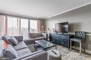 4343 Cherry Hill Rd, Arlington, VA 22207 - Photo 8