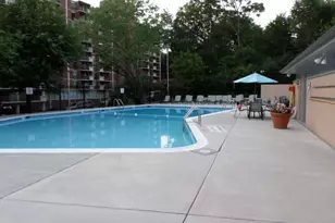 1300 S Arlington Ridge Rd, Arlington, VA 22202 - Photo 18