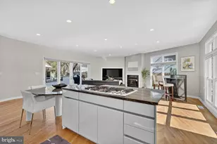 2733 N Lexington Street N, Arlington, VA 22207 - Photo 14