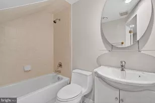 2733 N Lexington Street N, Arlington, VA 22207 - Photo 30