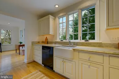 2625 S Hayes Street, Arlington, VA 22202 - Photo 14