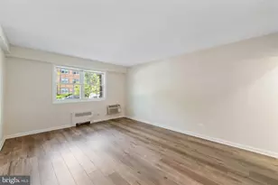 4402 N Pershing Dr, Arlington, VA 22203 - Photo 4