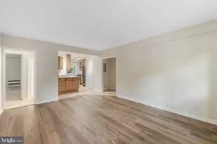 4402 N Pershing Dr, Arlington, VA 22203 - Photo 6