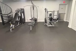 1211 S Eads St, Arlington, VA 22202 - Photo 46