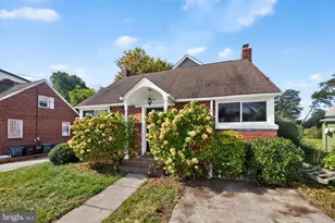 750 N George Mason Dr, Arlington, VA 22203 - Photo 1