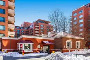 1121 Arlington Blvd, Arlington, VA 22209 - Photo 12