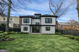 734 26th St S, Arlington, VA 22202 - Photo 2