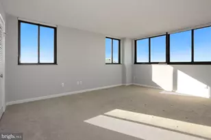 1101 S Arlington Ridge Rd, Arlington, VA 22202 - Photo 20