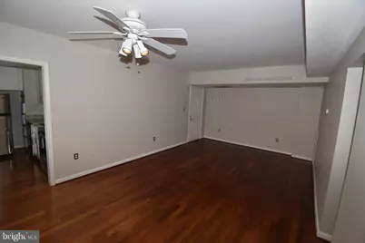 1816 Queens Lane #4-225, Arlington, VA 22201 - Photo 4