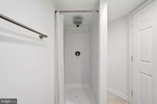 5611 Wilson Blvd, Arlington, VA 22205 - Photo 38