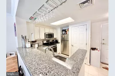 3830 9th Street N #105W, Arlington, VA 22203 - Photo 4