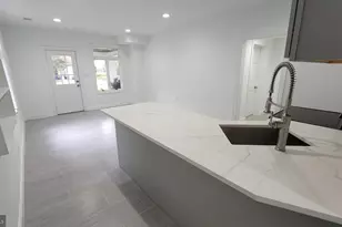 5805 26th St N, Arlington, VA 22207 - Photo 2