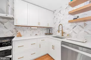 5025 7th Rd S, Arlington, VA 22204 - Photo 2