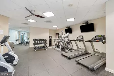 901 N Monroe Street #1003, Arlington, VA 22201 - Photo 36