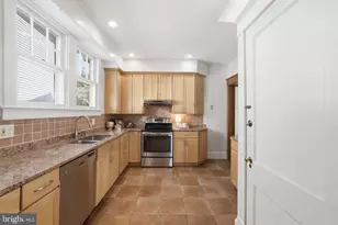 1526 N Edgewood St, Arlington, VA 22201 - Photo 16