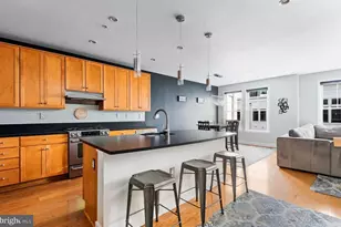 1418 N Rhodes St, Arlington, VA 22209 - Photo 2