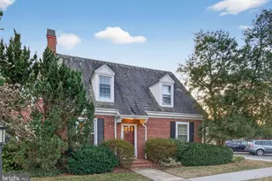 3495 S Wakefield St, Arlington, VA 22206 - Photo 2