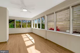 908 N Arlington Mill Dr, Arlington, VA 22205 - Photo 16