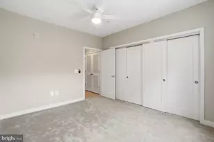 989 S Buchanan St, Arlington, VA 22204 - Photo 14