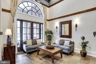 2465 Army Navy Dr, Arlington, VA 22206 - Photo 4