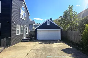 2500 S Eads St, Arlington, VA 22202 - Photo 2